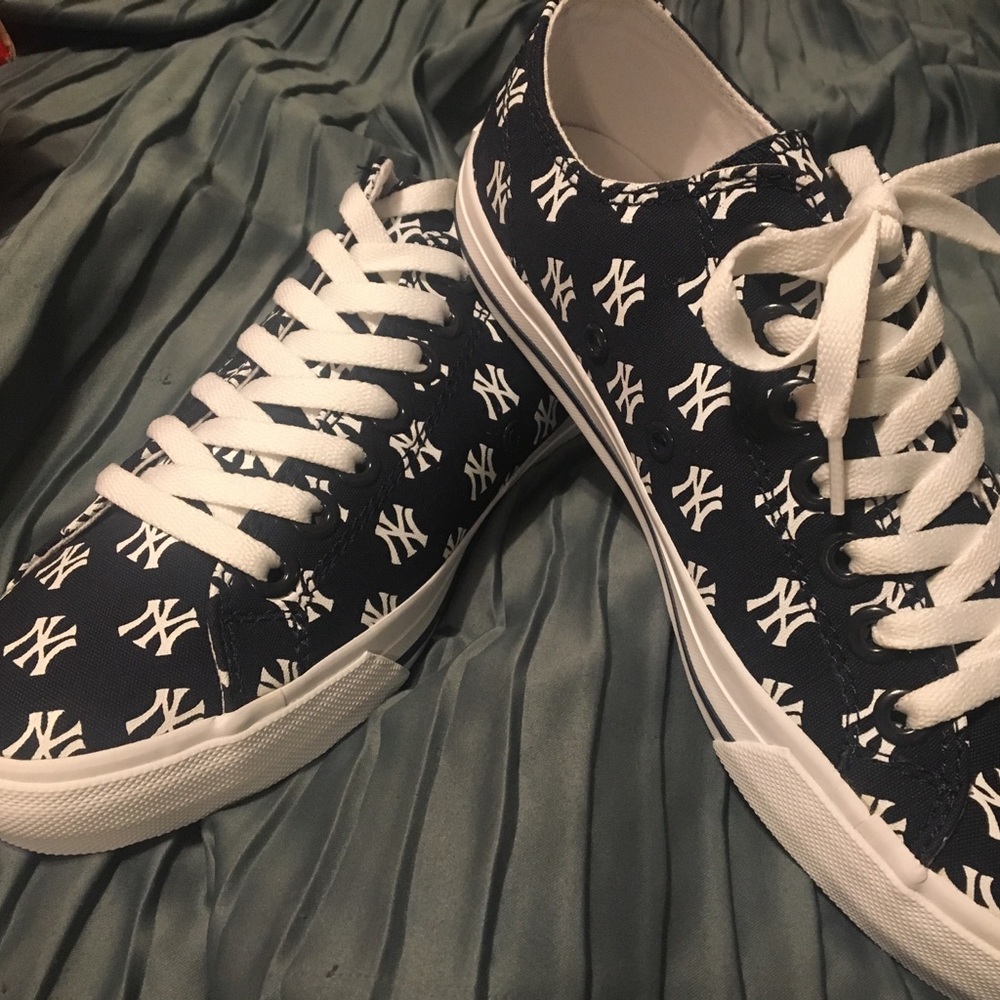 New York Yankees converse